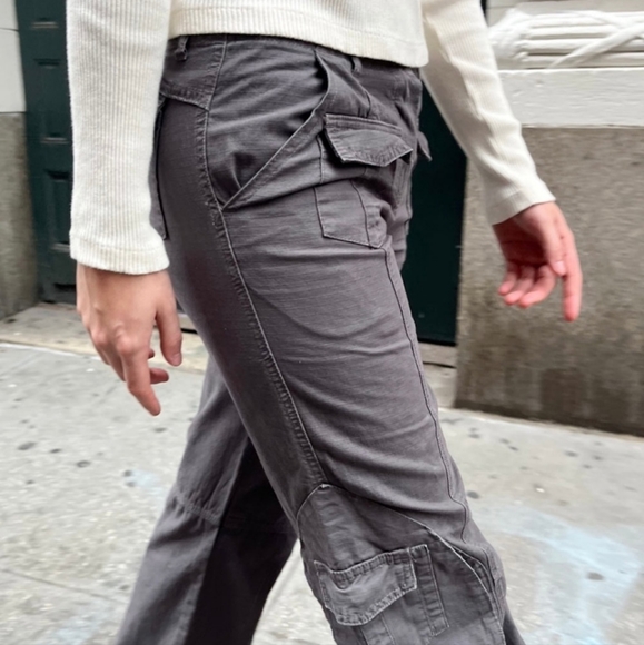 Brandy Melville Grey Kim Pants - Picture 7 of 16